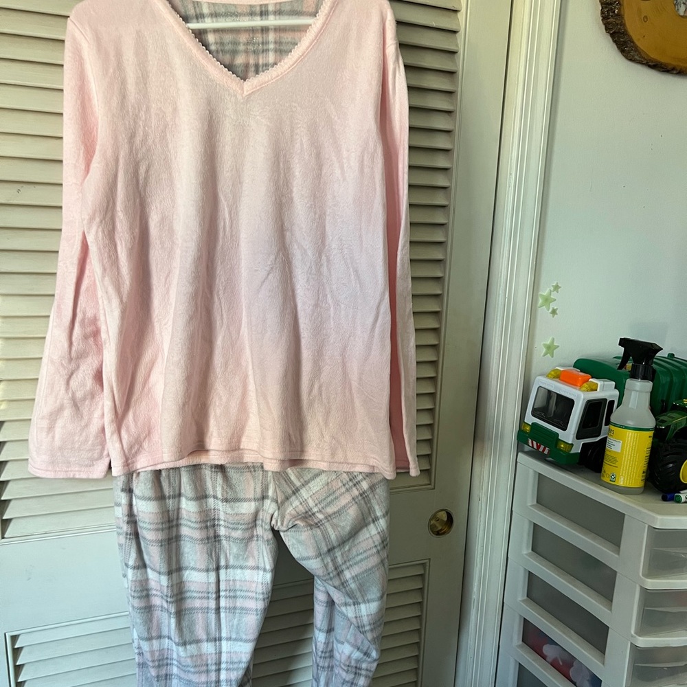 Croft & Barrow Pajama Set